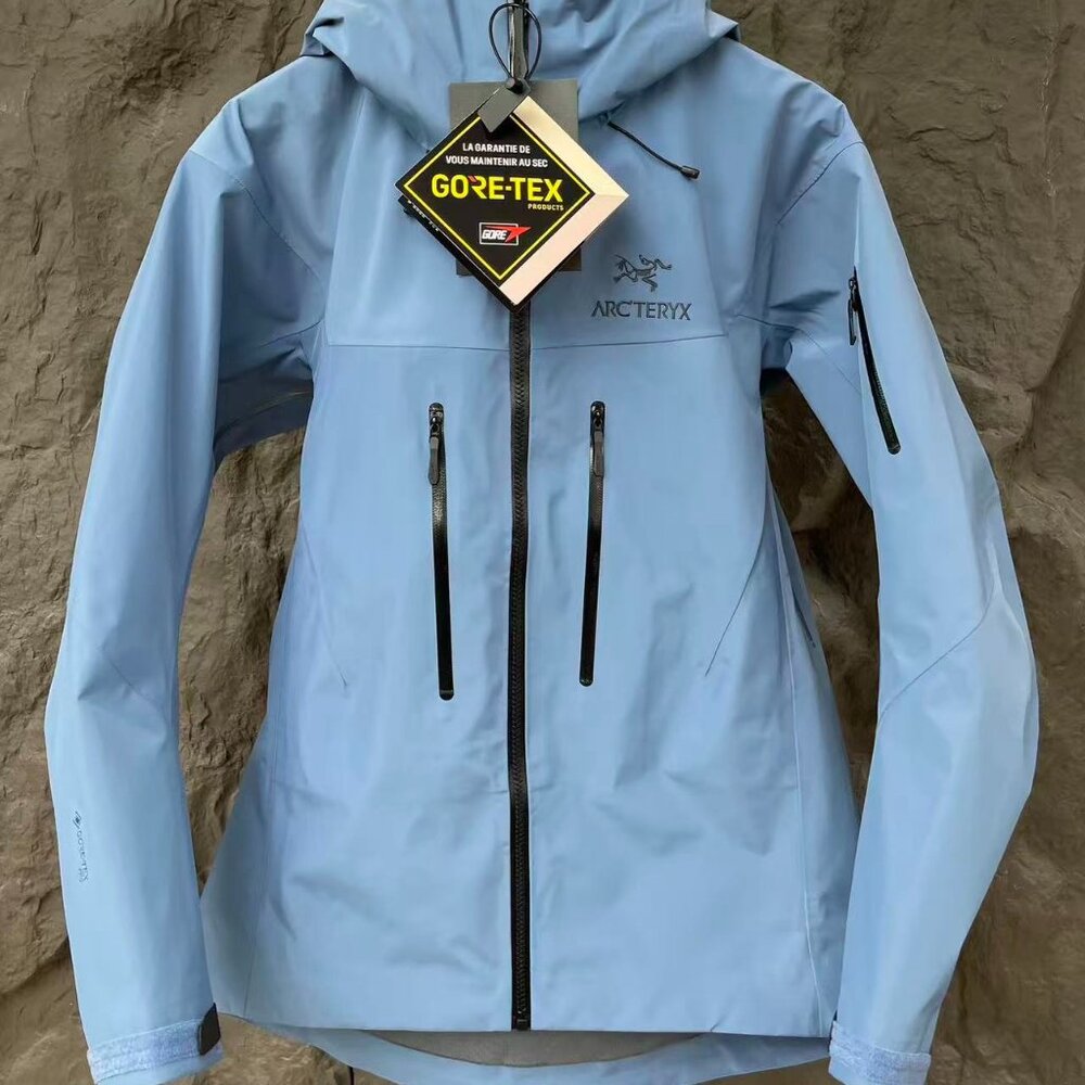 Arc'teryx Beta LT Light Blue Hardshell Jacket, Size L.